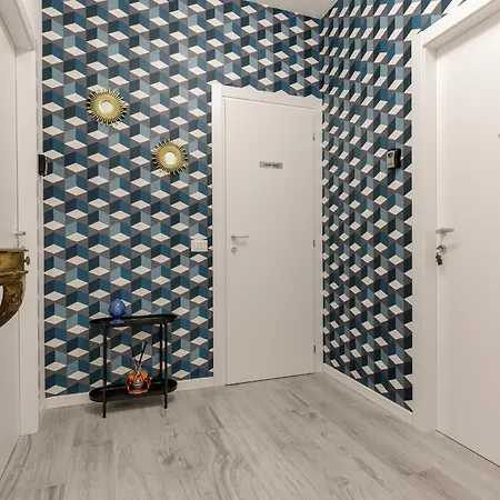 Pieno Centro Di Per Gruppi, Famiglie E Viaggi Di Lavoro * Milánó