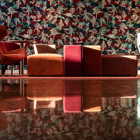 Atahotel Quark Отель