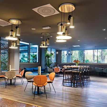 Atahotel Quark Милан