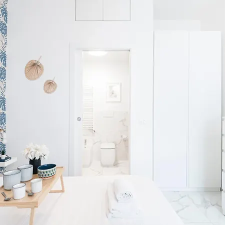 Appartamento Easylife - Elegante Moderno E Accogliente - La Tua Oasi In Citta