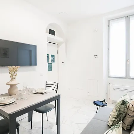 Easylife - Elegante Moderno E Accogliente - La Tua Oasi In Citta Apartment