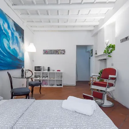 Apartment Small Studio On The Canal!