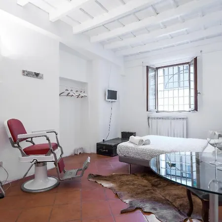 Small Studio On The Canal! Apartment *