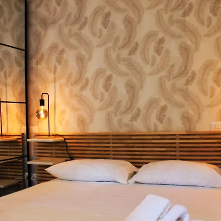 Yr - Ticinese * Милан