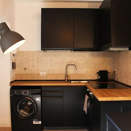 Yr - Ticinese Apartment
