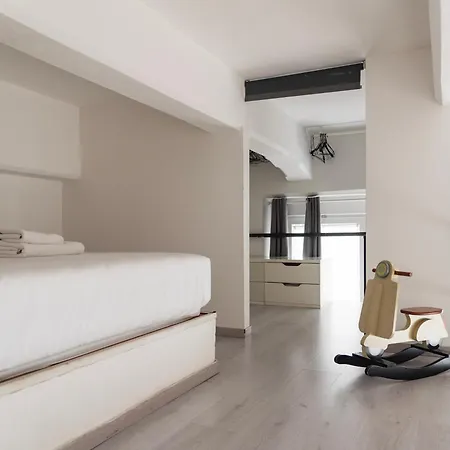 Youhosty - Porta Romana Dx