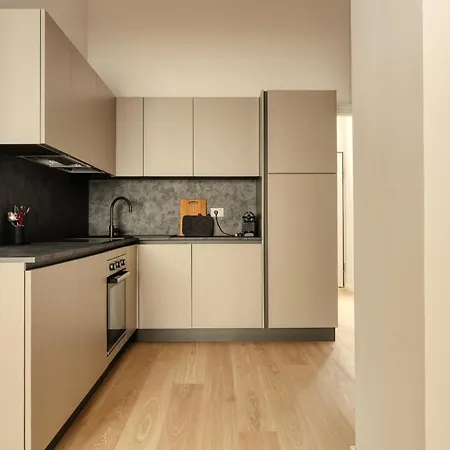 Cenisio 23 * Mediolan