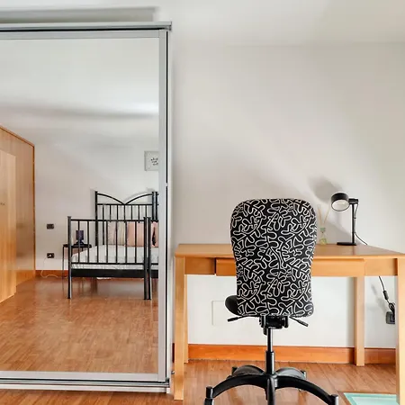 Apartment Luigi Bocconi 6 Pax *