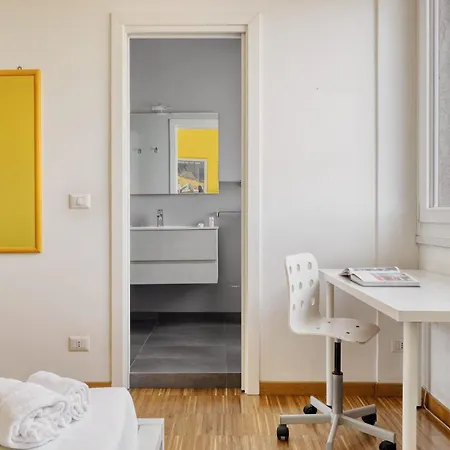 Lägenhet Joivy Stylish 2br Flat Next To Navigli *