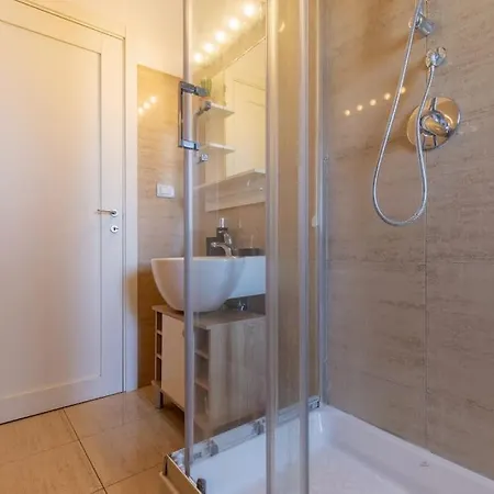 Unique & Strategic Flat, 50m From M4 Station * Milán