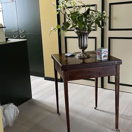 La Fontana Tra I Tetti - Milano *