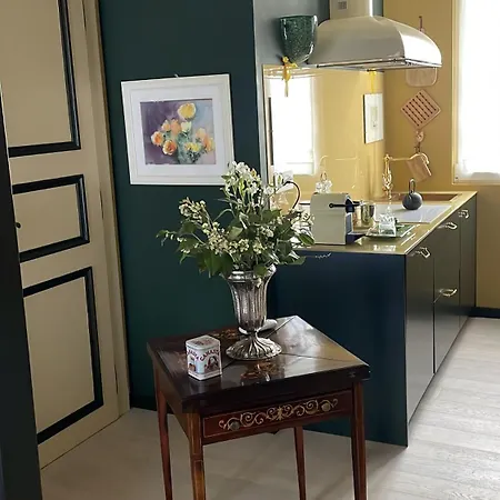 La Fontana Tra I Tetti - Milano * ميلان