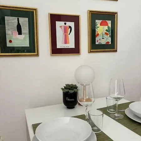 Casatania Corso * 밀라노