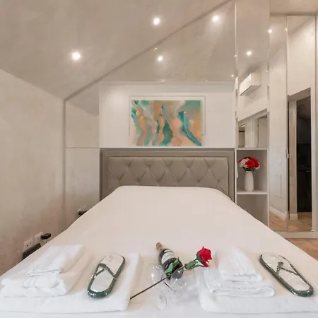 公寓 Garibaldi 64 - Luxury In Brera District 米兰