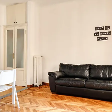 Apartment Joivy Cosy 1br Flat Near Montanelli Gardens Milan