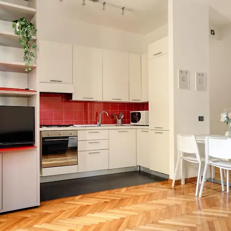 Daire Joivy Cosy 1br Flat Near Montanelli Gardens *