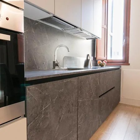Apartman I Host - Bottego Milánó