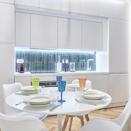 Apartment Easylife - - Brisa 15 - Duomo Milan