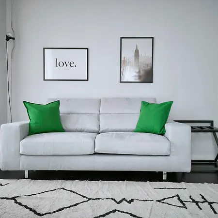 Just Urban Stays - Bellissimo Bilocale Di Design 90 Mq - 5 Min M1 E M2 *