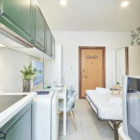 Easylife - - Muratori 10 - Porta Romana