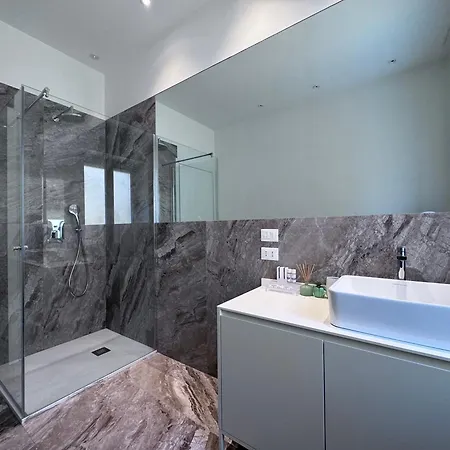 Cool And Big Duomo - White Appartement Milan