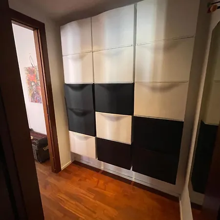 Splendido E Silenzioso Bilocale Vicino San Babila-m4 Dateo Apartment