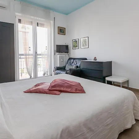 Stanza In Bicocca Guest house Milan