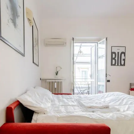 Stayeasy Moscova Terrace - Near Brera & Garibaldi Apartment *