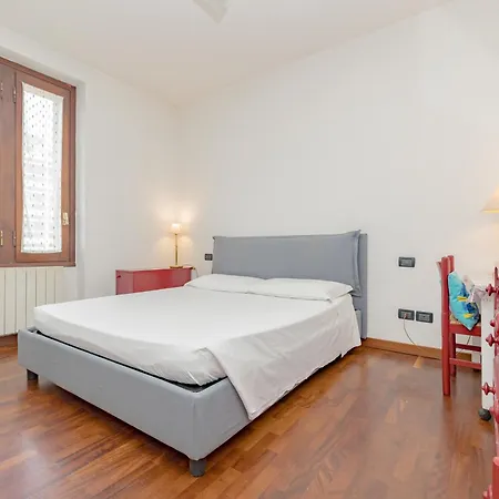 Comfortable Typical Old Style *