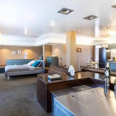 Attico Di Lusso Con Terrazzo A 10 Minuti Dal Duomo * Milano