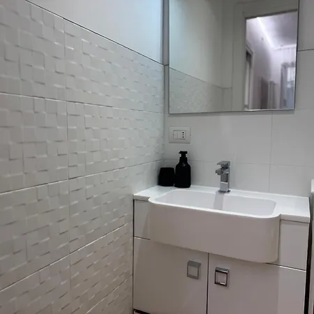 Regina Milano In Porta Romana Apartment