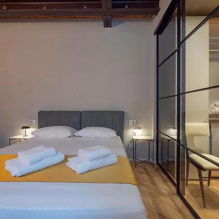 Διαμέρισμα Xenia - Modern In Sant'ambrogio *