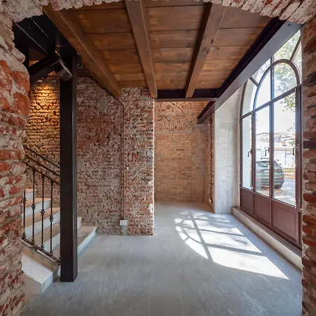 Xenia - Modern In Sant'ambrogio