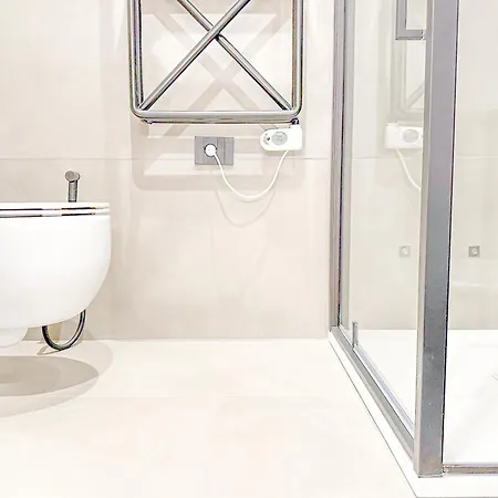 Canonica 72 - 10 Min Da Parco Sempione 아파트