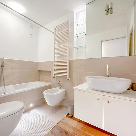 Montenapoleone Luxury