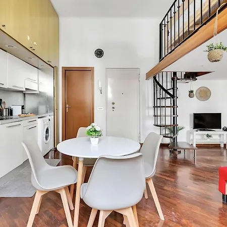 15min From The Duomo-500 M From The Metro Apartment
