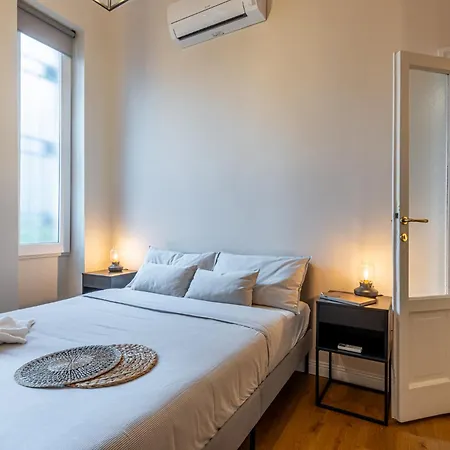 Apartment Bilocale Chic In Tropical A Due Passi Da Stazione *