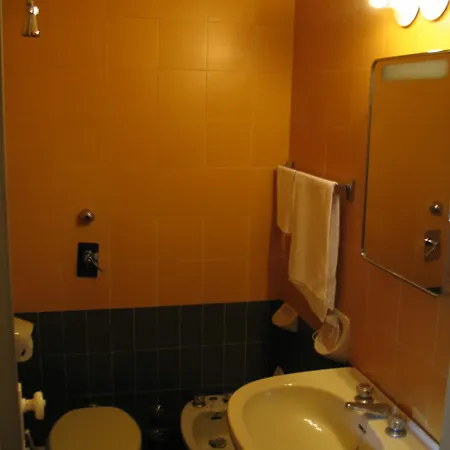 Viserba 3* Milan