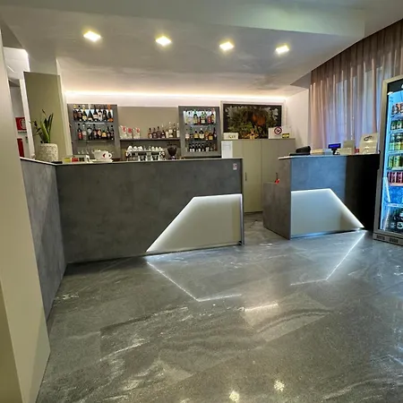 Hotel Parma 2*