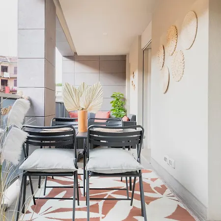 Easylife - - Niccolini 37 - Moscova *