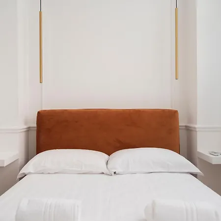 Youhosty - Mascagni 20 Mailand