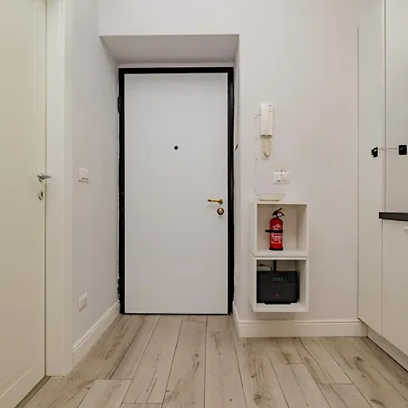 Arco Della Pace - Canonica 81 מילאנו