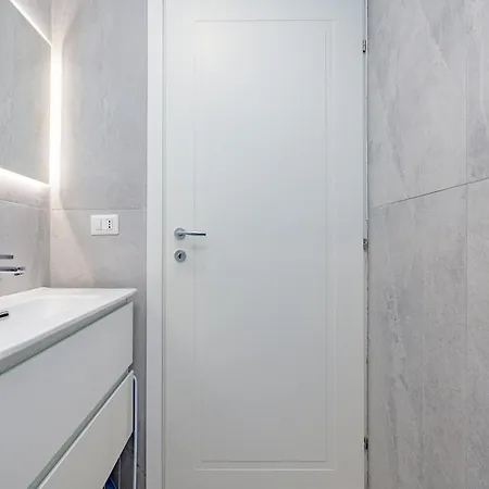 Arco Della Pace - Canonica 81 Mediolan