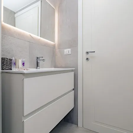 Apartman Arco Della Pace - Canonica 81