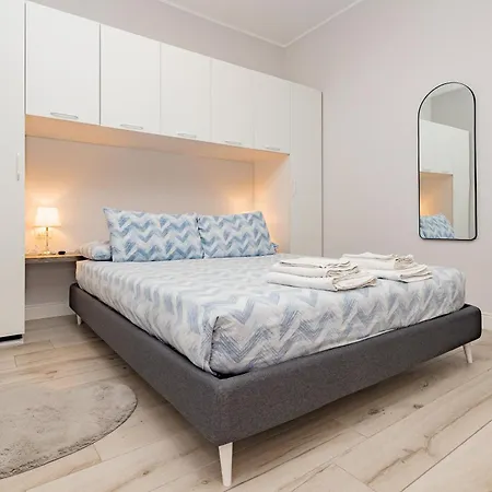 Arco Della Pace - Canonica 81 Apartman Milánó