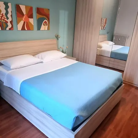 Metro Apartment