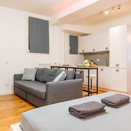 Exclusive Led House Garibaldi Fs Milaan