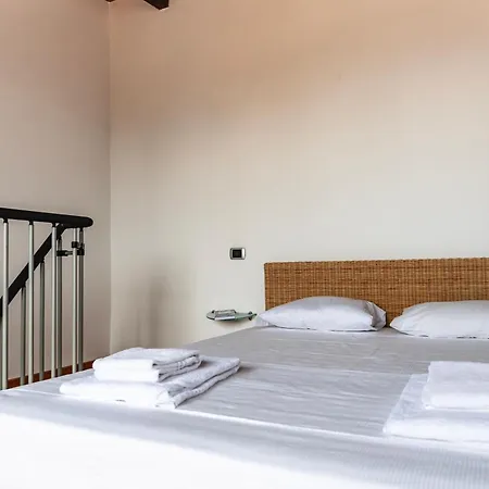 Youhosty - Rosmini 8 Appartamento Milano