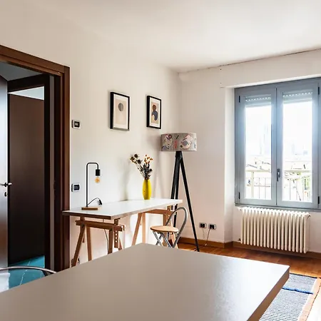 Appartamento Youhosty - Rosmini 8 *