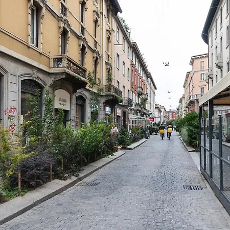Youhosty - Rosmini 8 Milano